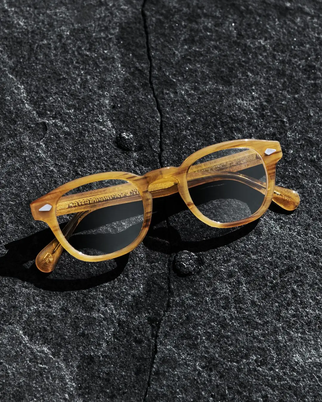 MOSCOT Lemtosh blonde style