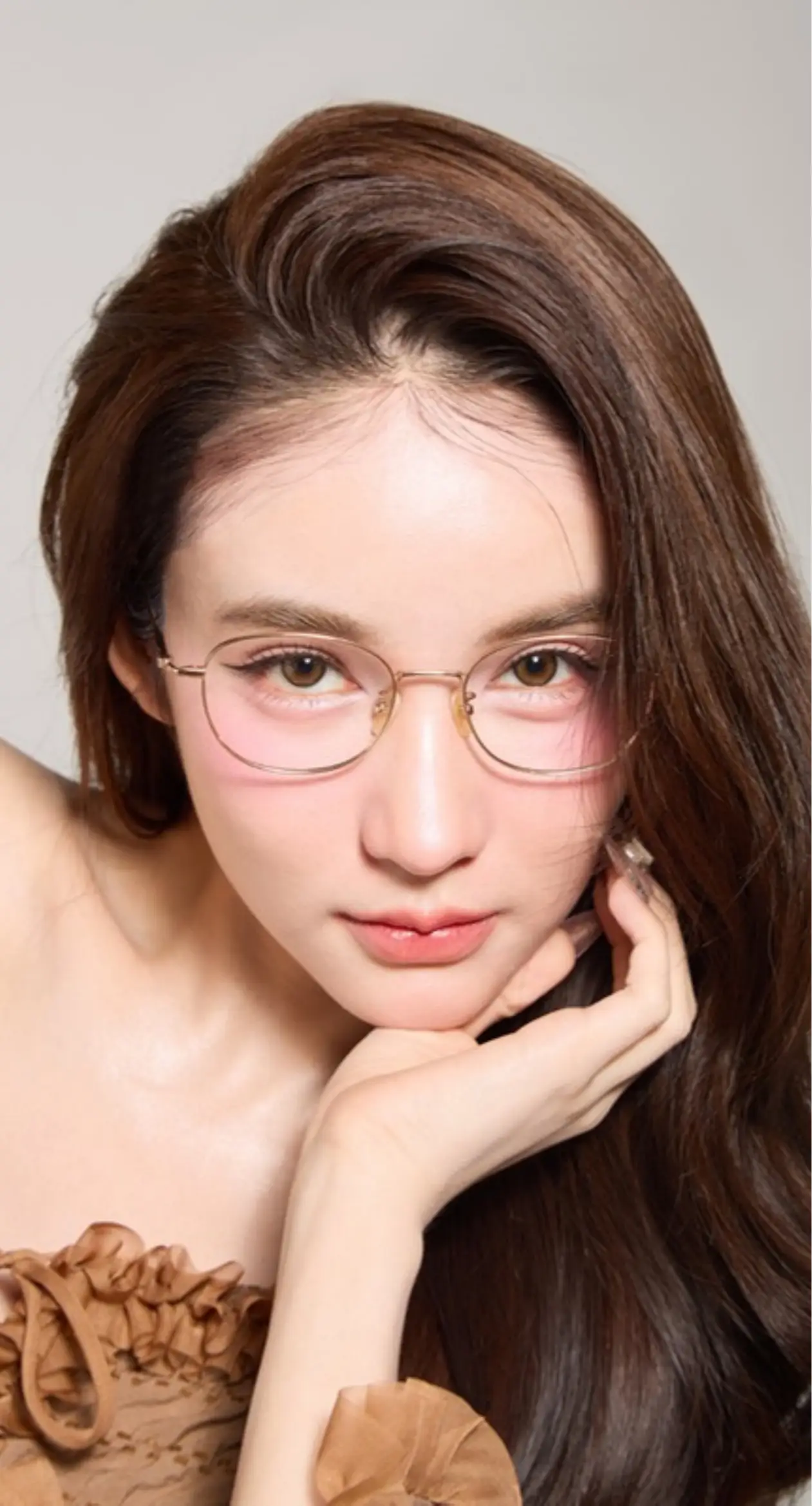 นางแบบสวมแว่น April สไตล์เกาหลี
